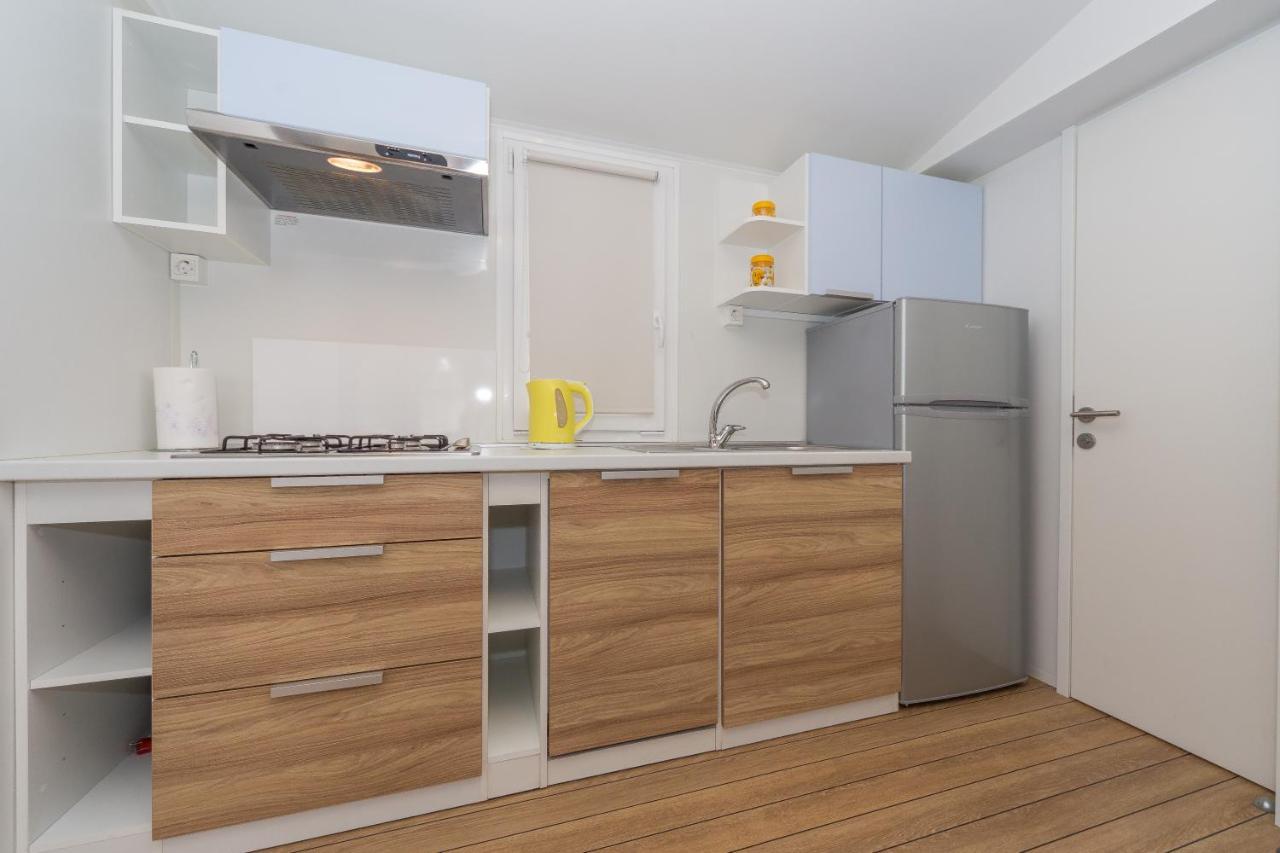 Mobile Homes Crystal Biograd Na Moru Zewnętrze zdjęcie