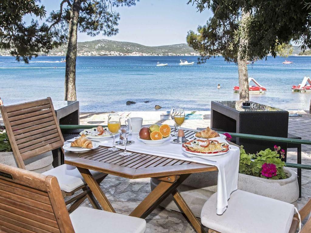 Mobile Homes Crystal Biograd Na Moru Zewnętrze zdjęcie