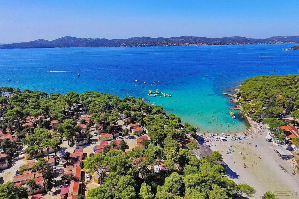 Mobile Homes Crystal Biograd Na Moru Zewnętrze zdjęcie